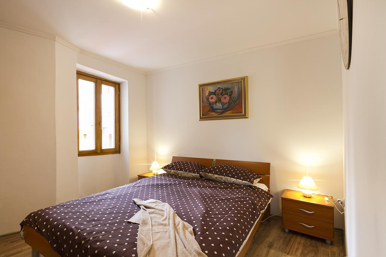 Apartment Nino Ровінь Номер фото