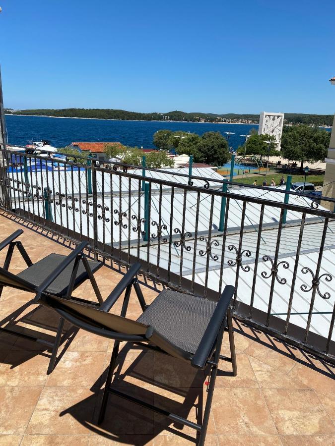 Apartment Nino Ровінь Екстер'єр фото